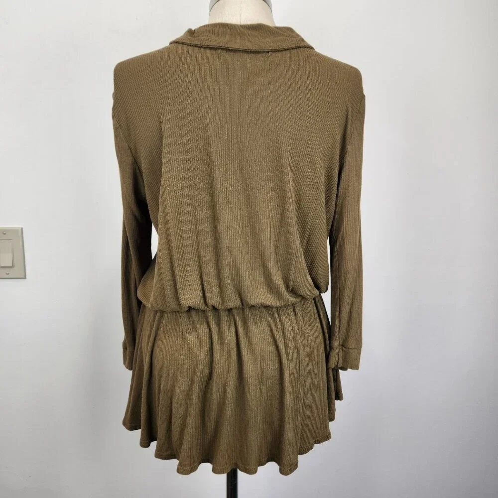 Free People Beach Lively Romper S Olive Green‎ Long Sleeve V-Neck Button Front